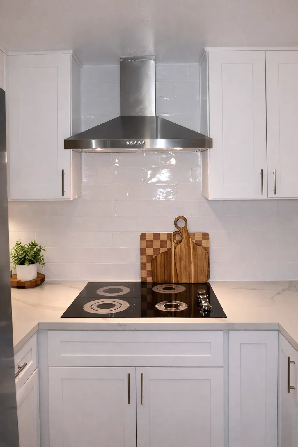 Chimney hood + cutting board detail